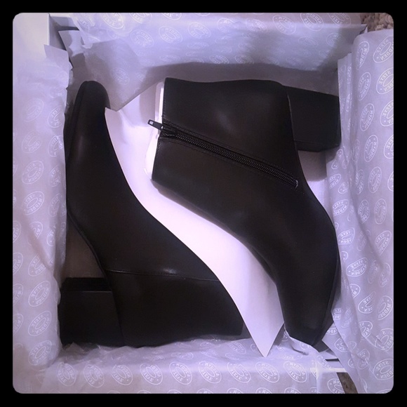 Steve Madden Shoes - Steve Madden Ankle Boots